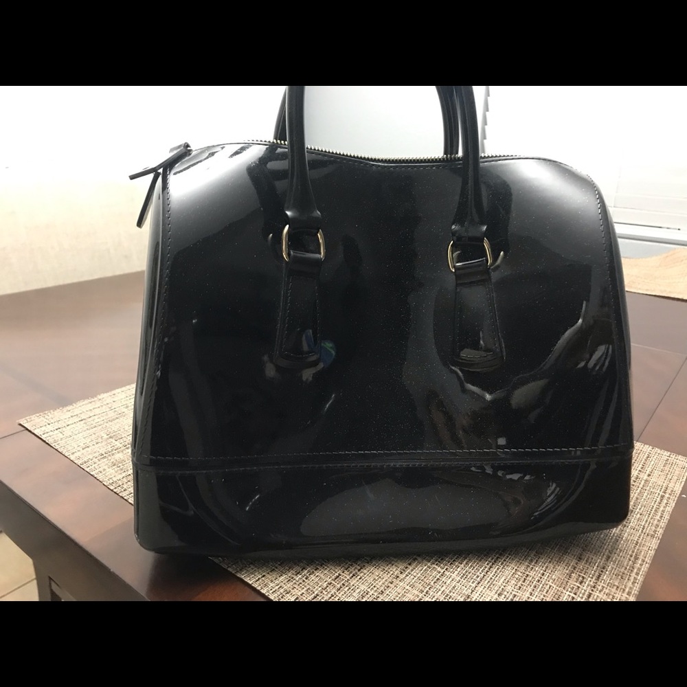 Black purse